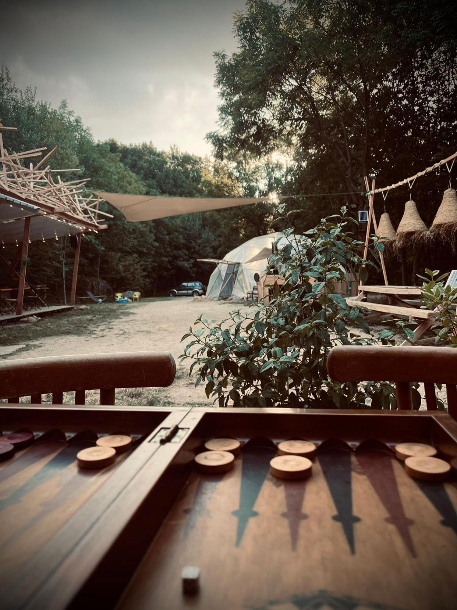Le Travers Ajoux - Camping Gite Evenement Exterior foto