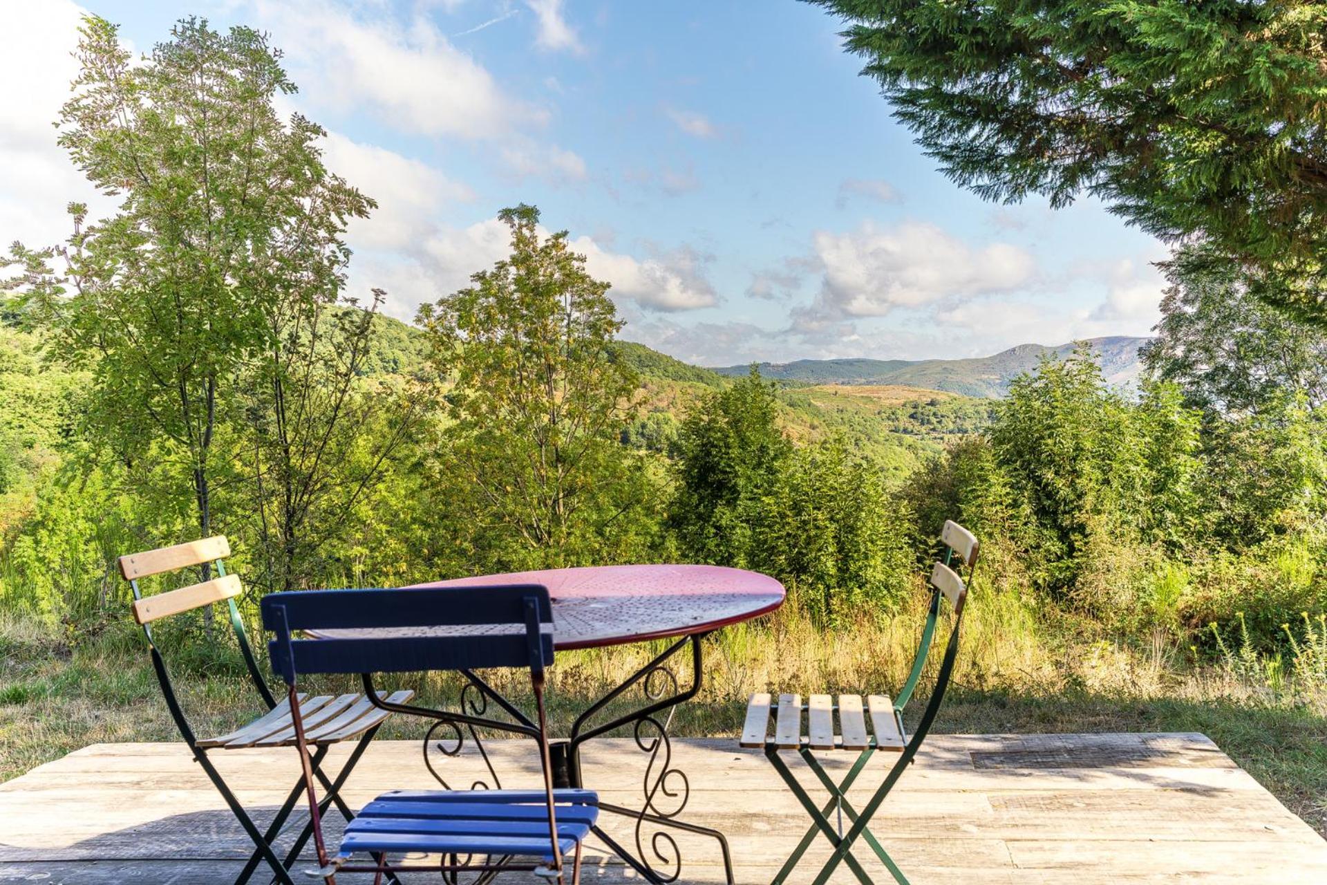 Le Travers Ajoux - Camping Gite Evenement Exterior foto